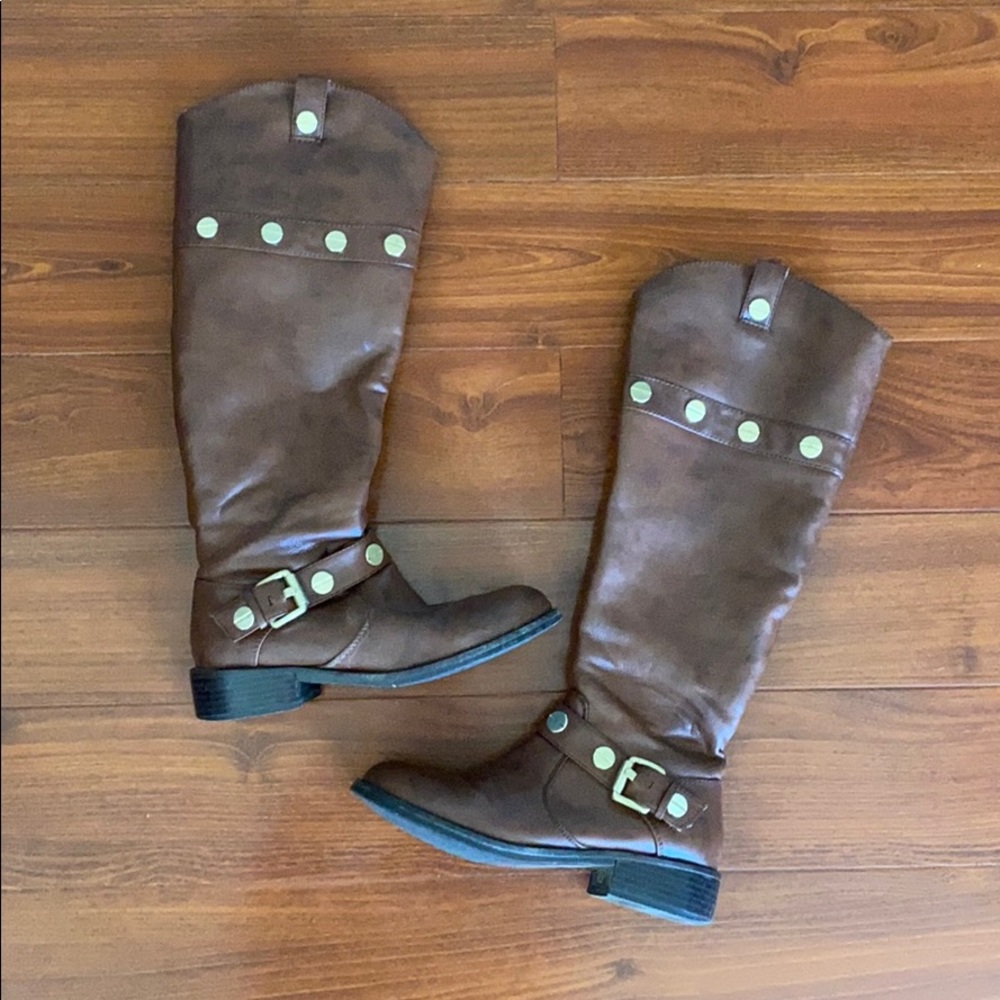 INC a brown and gold boots